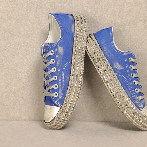 NIB MIRACLE MILES, MiiM BILLIE STUDDED LOW TOP SNEAKER, BLUE, VARIOUS SIZES - Picture 3 of 7
